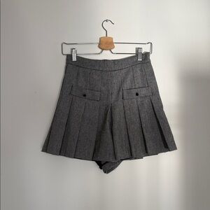 Elegant Black Women's Pleated Skorts